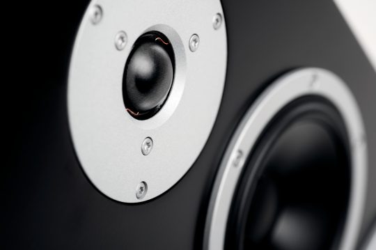 dynaudio excite x44 detail1